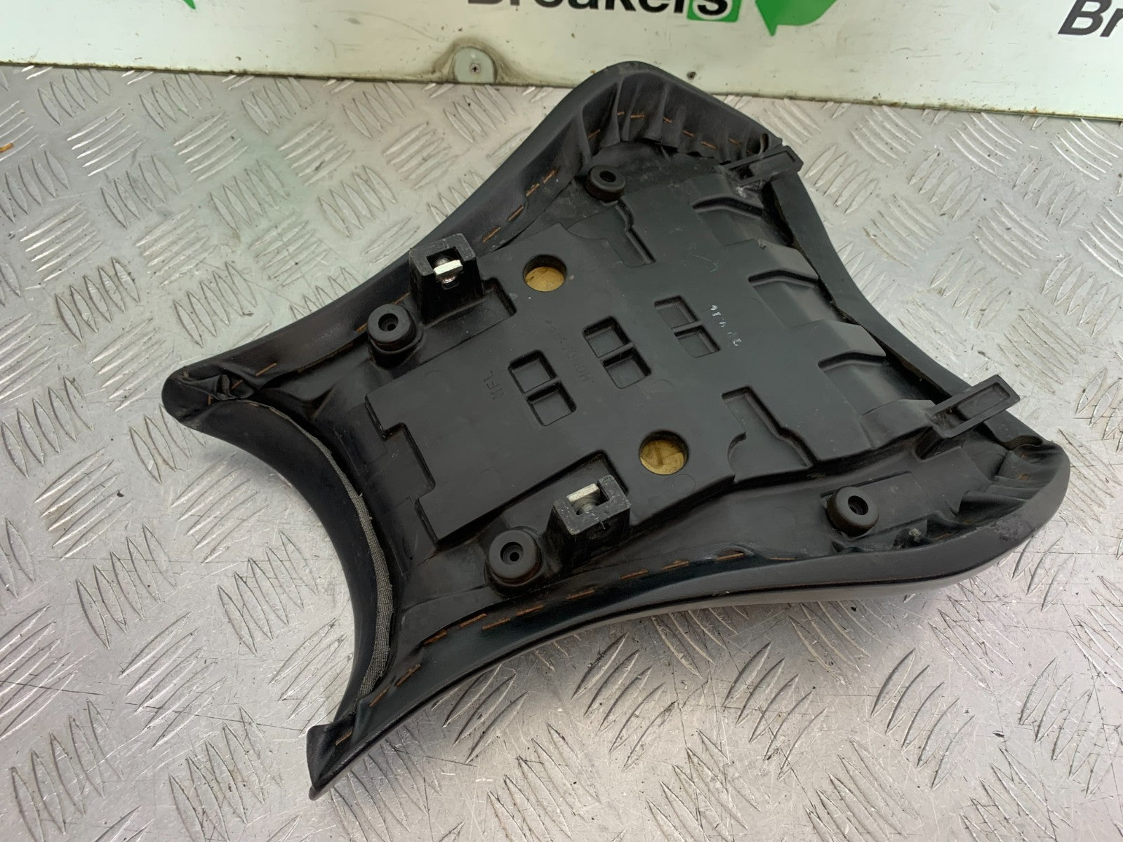 HONDA CBR1000 RR FRONT SEAT YEAR 2008-2011 (CMB1330)