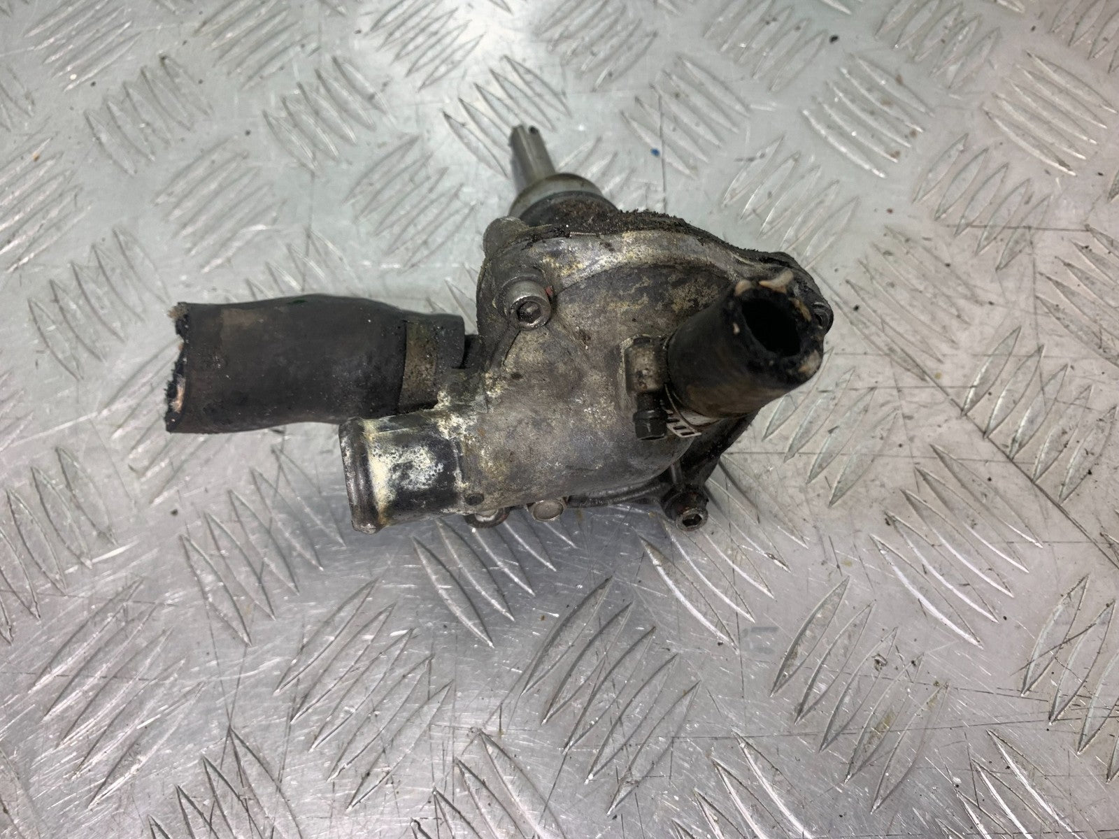 HONDA VFR800 PRE V-TEC WATER PUMP  YEAR 1998-2001