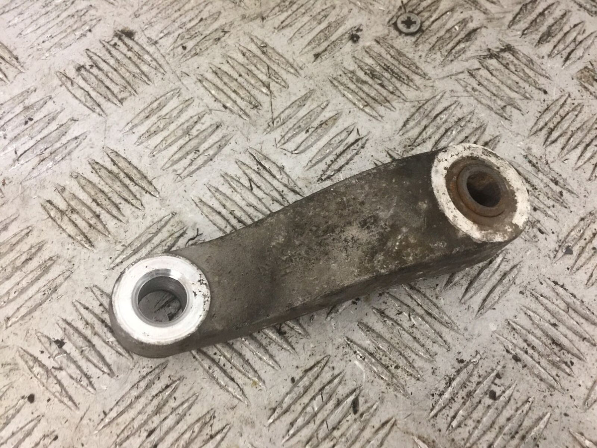 SUZUKI VLR1800 VLR 1800 LINKAGE ARM YEAR 2010 (STOCK 815)