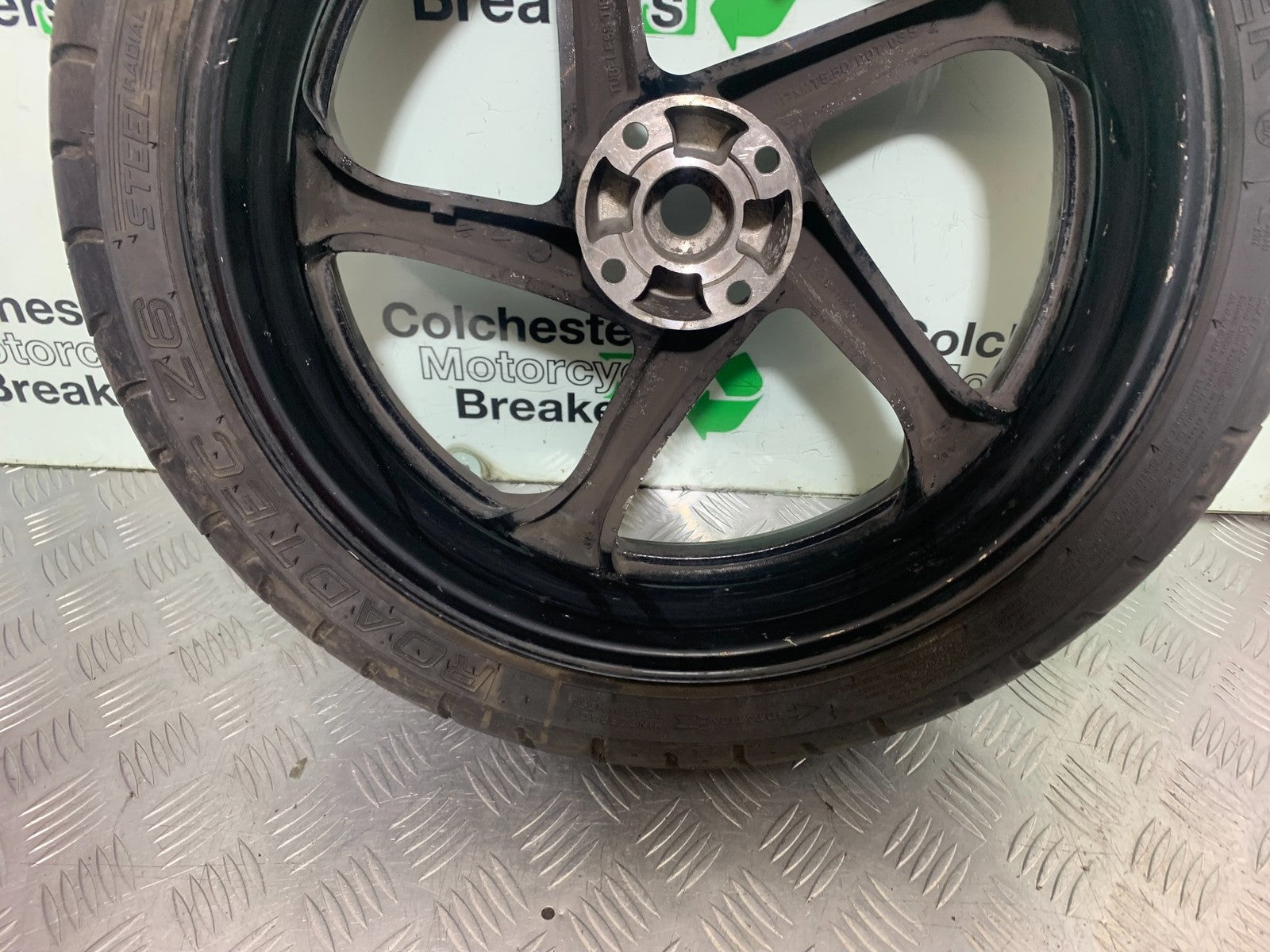 HONDA VFR800 PRE V-TEC REAR WHEEL  YEAR 1998-2001 (CMB1233)