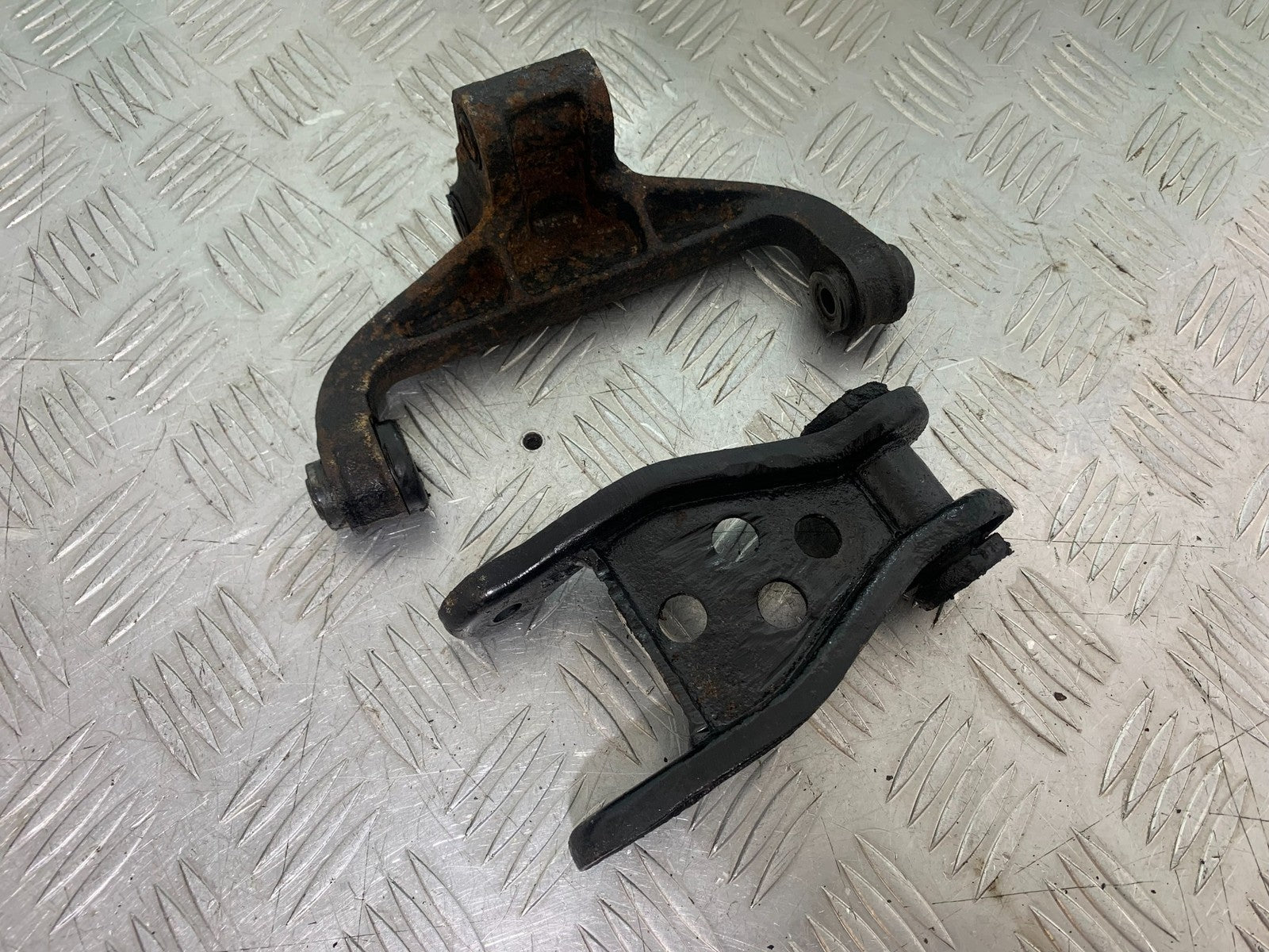 HONDA GL500 GL 500 SILVERWING REAR SHOCK LINKAGE   YEAR 1981-82 (CMB1168)