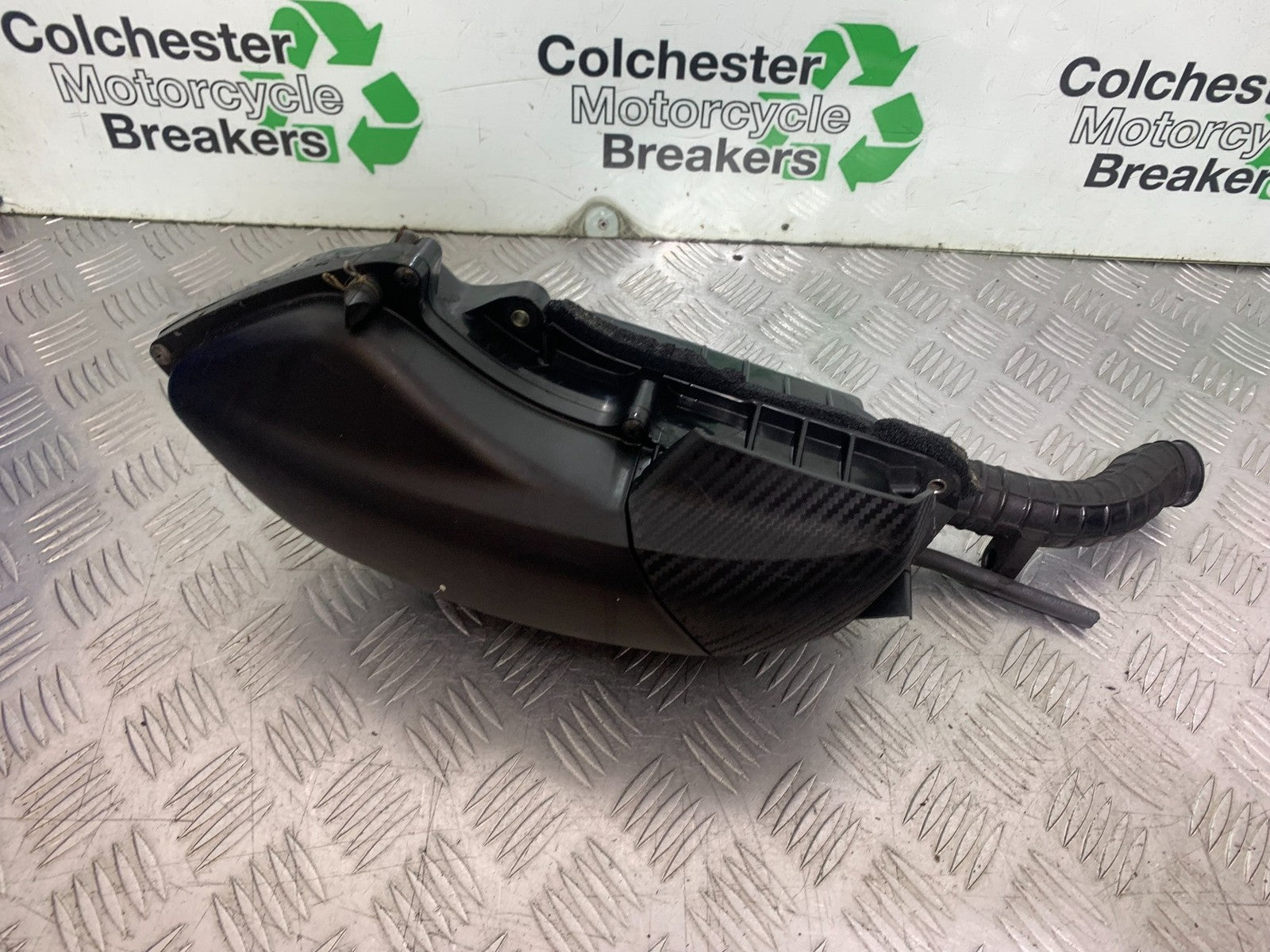 YAMAHA NMAX-125 N MAX 125 AIRBOX  YEAR 2015-2020  (CMB1231)