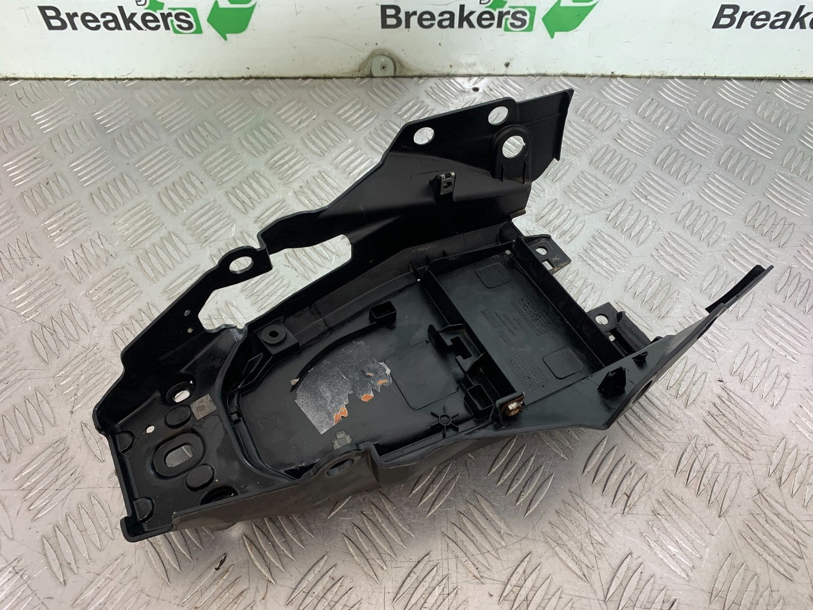 KTM DUKE 125 UNDERTRAY YEAR 2017-2022 (CMB1274)