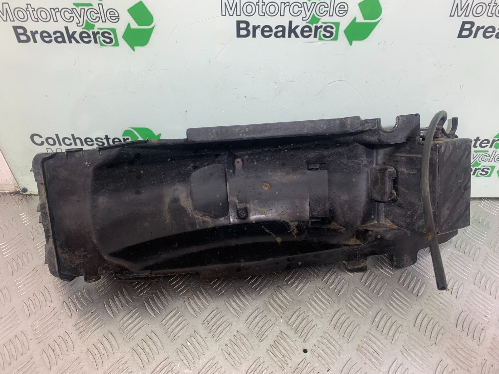KAWASAKI ZZR1100 D REAR MUDGUARD  YEAR 1993-2001 (CMB1164)