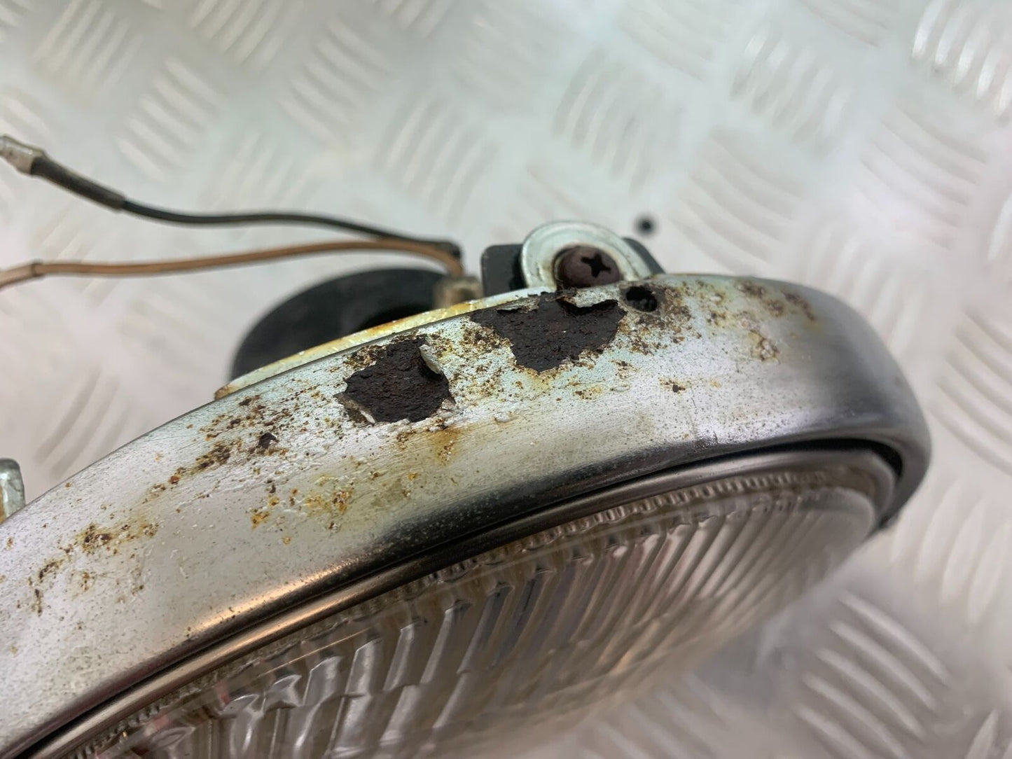 KAWASAKI ZR 750 ZEPHYR HEADLIGHT  YEAR 1991-95 (CMB1008)