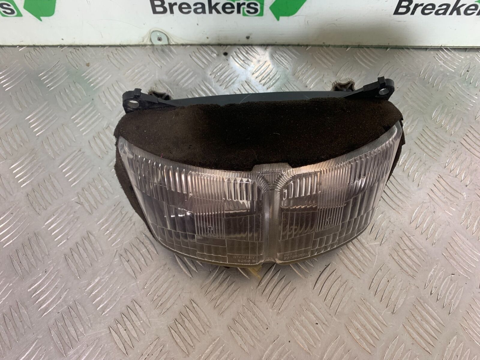 HONDA VFR750 VFR 750 FL-M-N-P HEADLIGHT  YEAR 1990-93 (CMB1093)