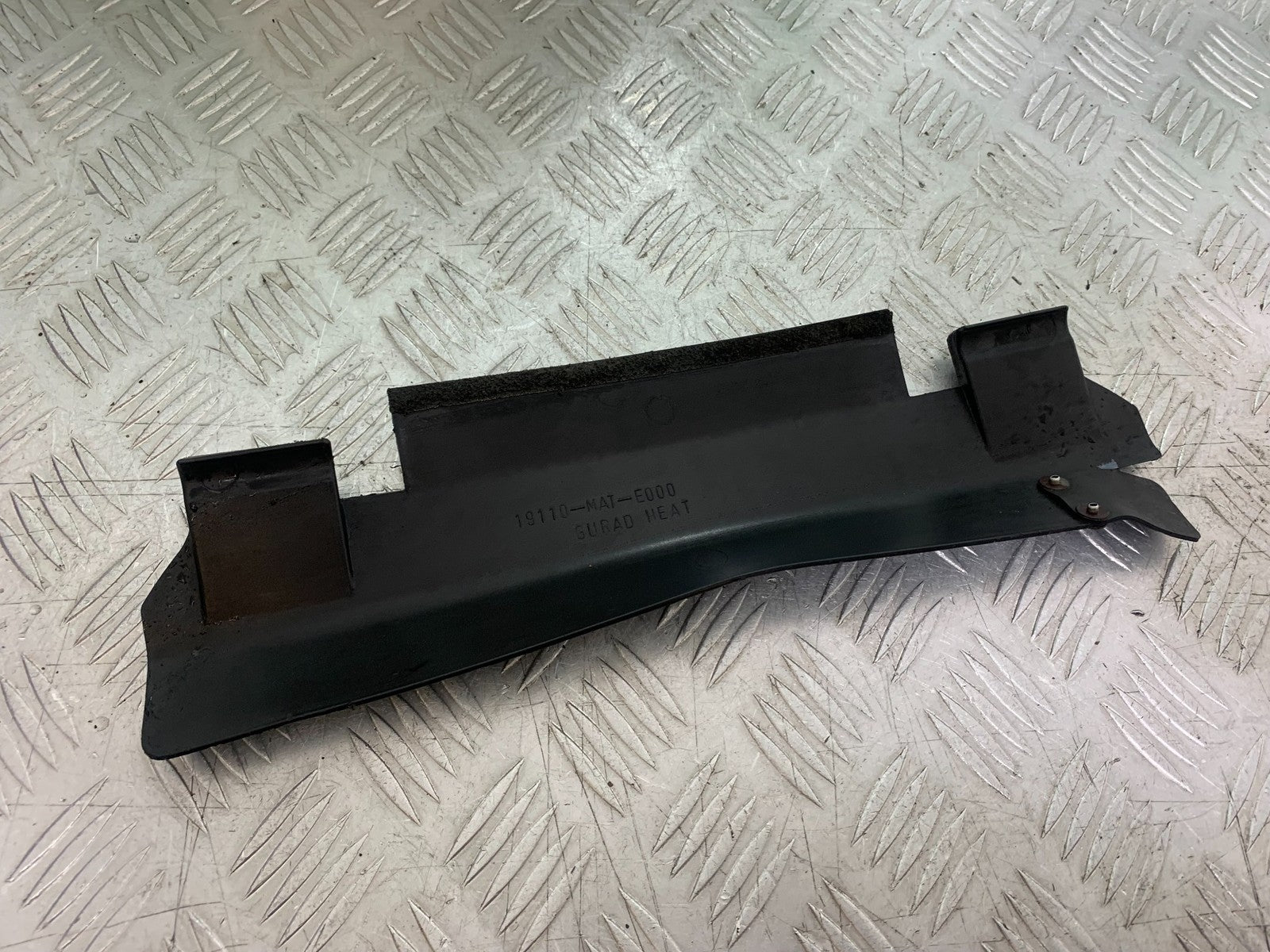 HONDA CBR1100 BLACKBIRD OIL COOLER TOP COVER  YEAR 1999-2005 (CMB1232)