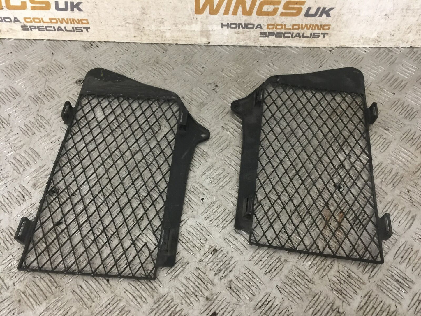 HONDA GL1800 GL 1800 RADIATOR GRILLS   YEAR 2004-10 ABS (STOCK 890)