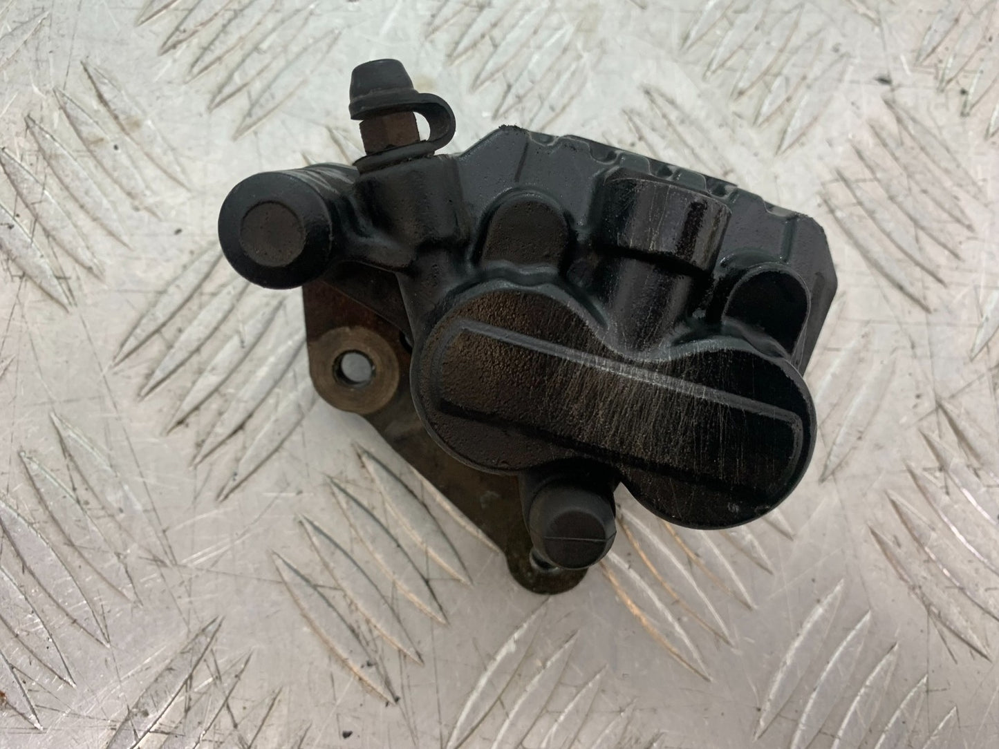 PIAGGIO VESPA GT125 L FRONT BRAKE CALIPER YEAR 2003 (CMB1300)