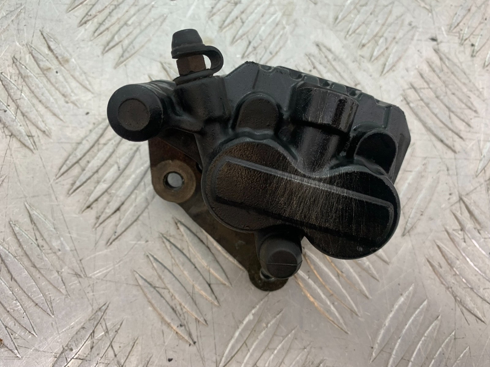 PIAGGIO VESPA GT125 L FRONT BRAKE CALIPER YEAR 2003 (CMB1300)