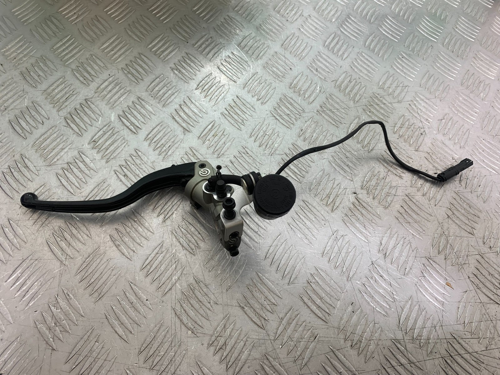 DUCATI 937 MONSTER CLUTCH MASTER CYLINDER  YEAR 2021-2024 (CMB1270)