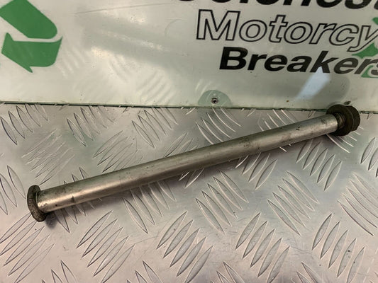 YAMAHA FZ6 FAZER SWINGARM SPINDLE  YEAR 2004-2007 (STOCK 955)