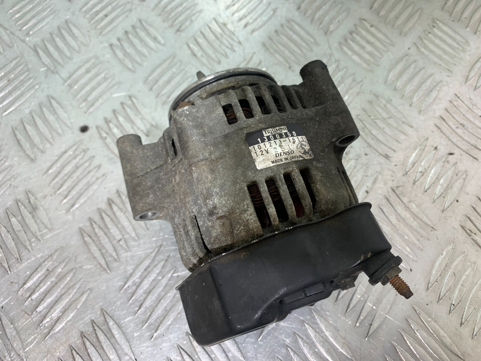 TRIUMPH T509 SPEED TRIPLE ALTERNATOR  YEAR 1997-1998 (CMB1144)