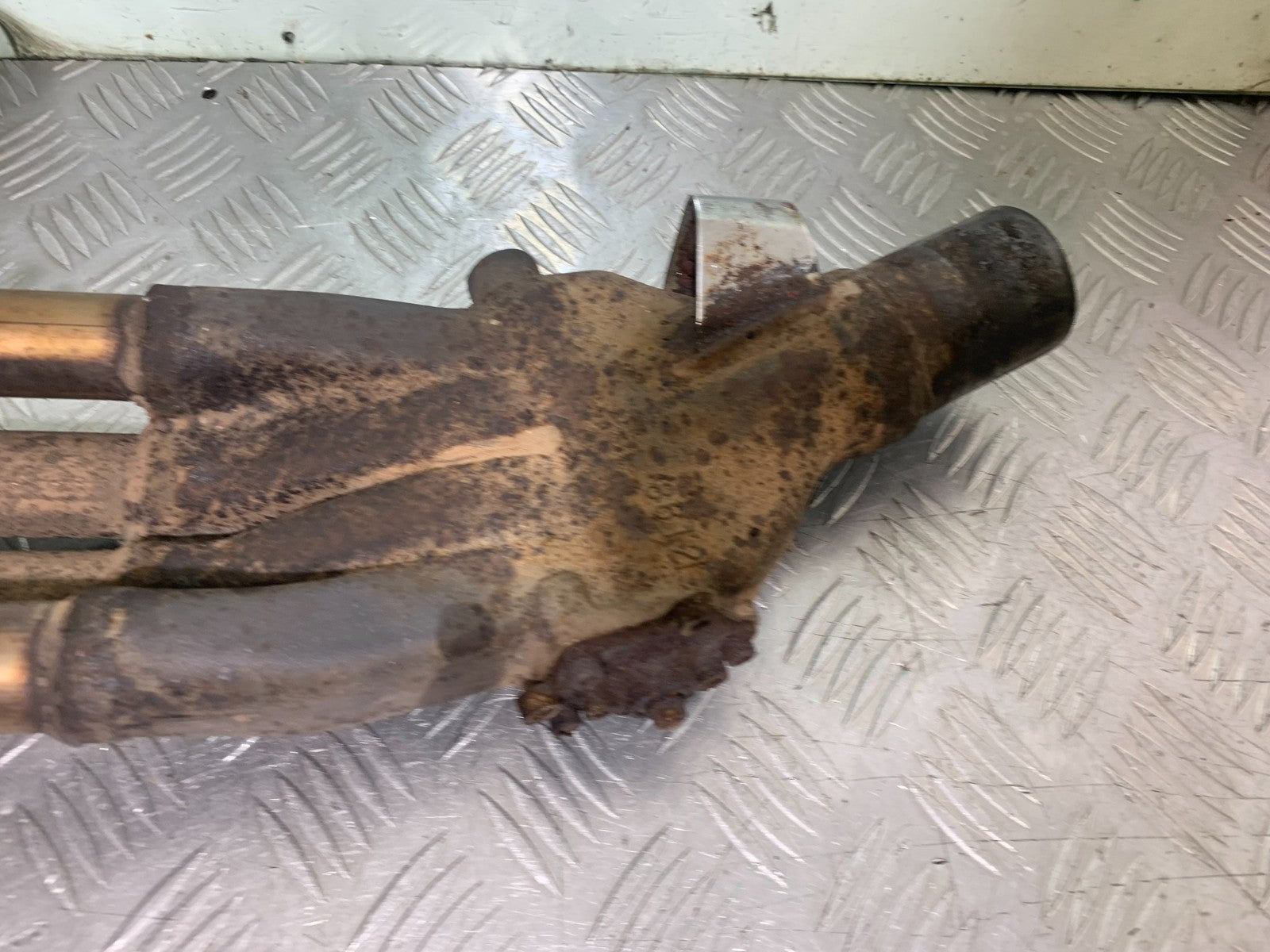 YAMAHA YZF R1 4XV EXHAUST DOWNPIPES YEAR 1998-99 (CMB1291)