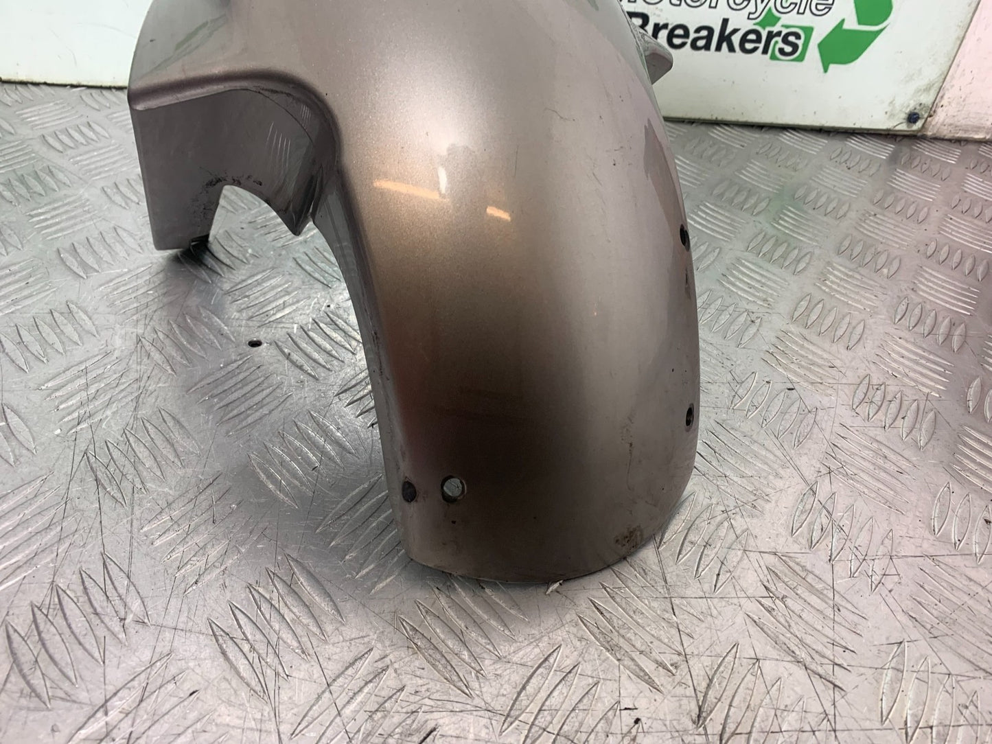 KAWASAKI Z750 Z 750 FRONT MUDGUARD YEAR 2004-2006  (CMB1234)