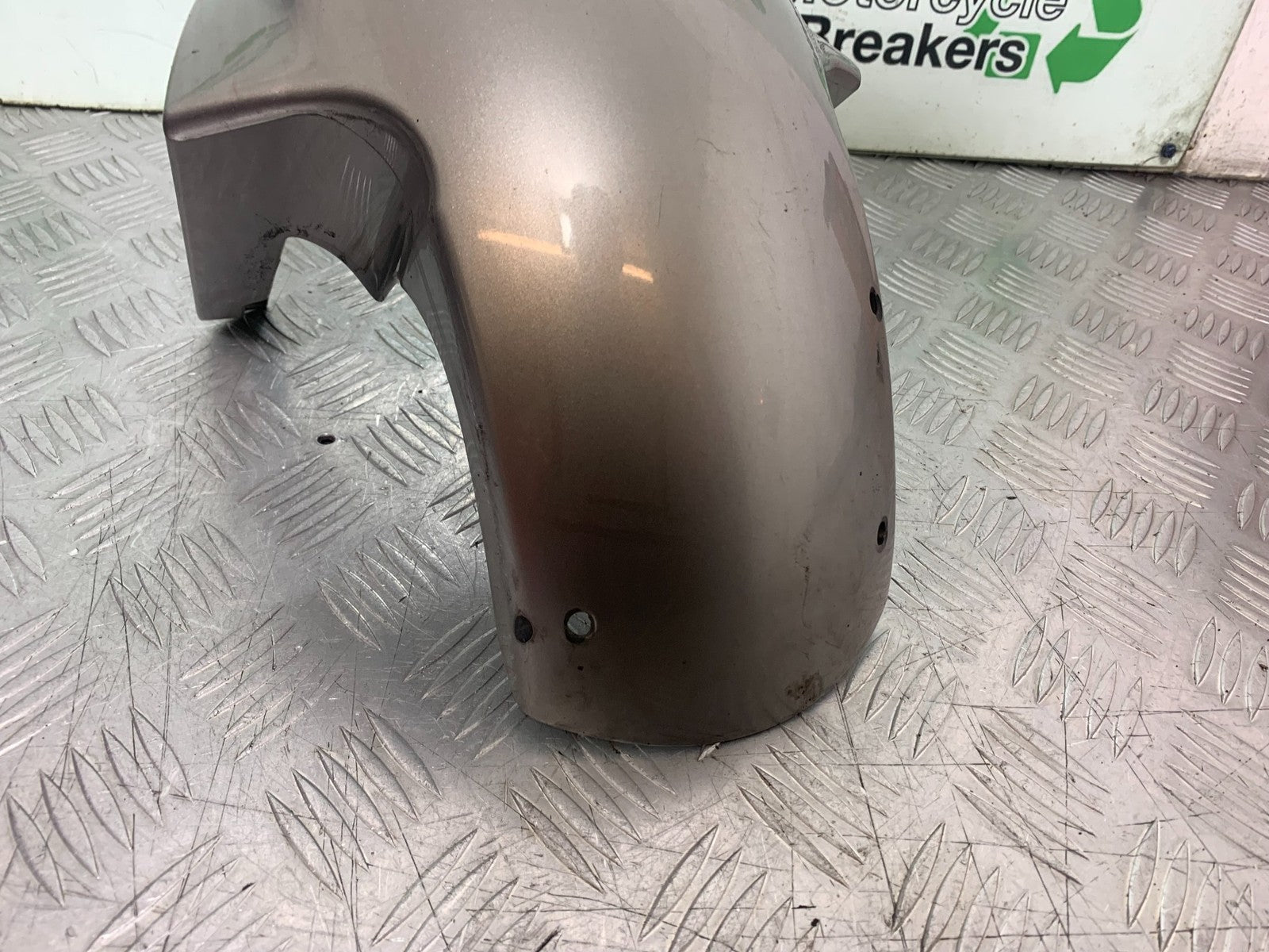 KAWASAKI Z750 Z 750 FRONT MUDGUARD YEAR 2004-2006  (CMB1234)