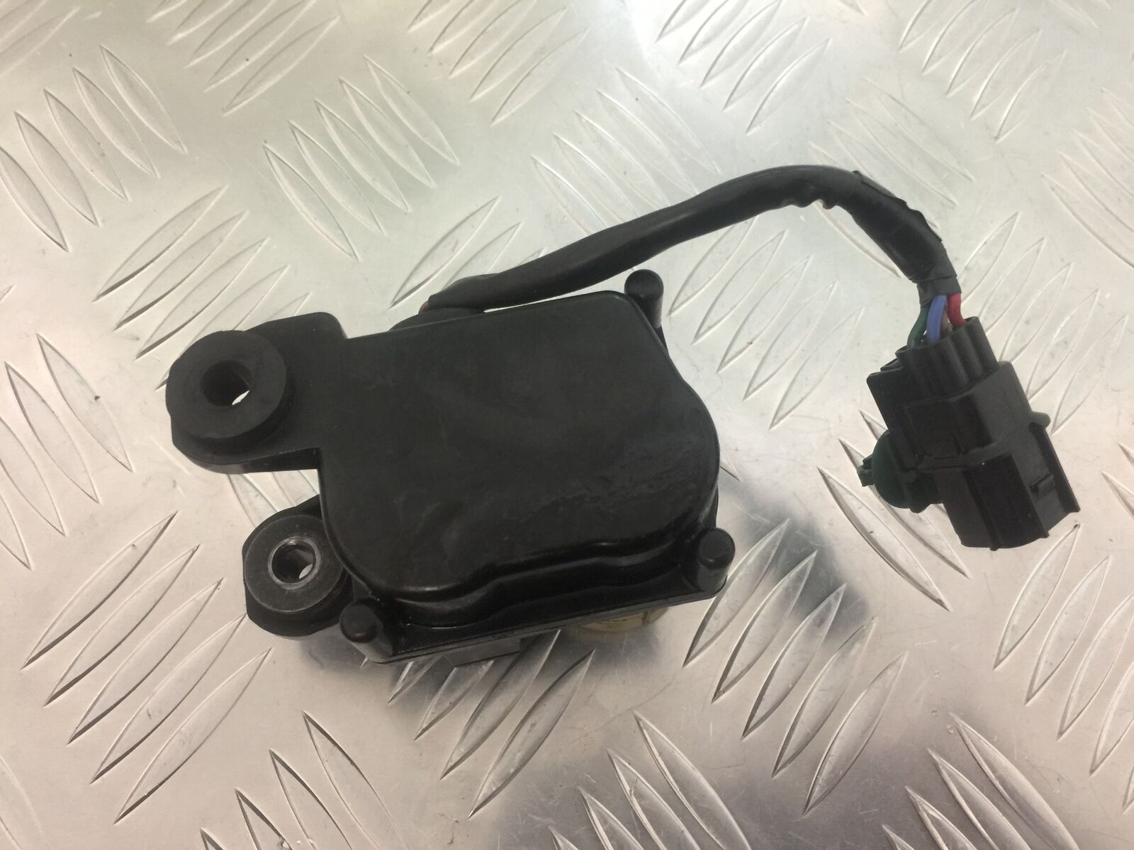 HONDA CBR1000 rr FIREBLADE EXHAUST SERVO MOTOR  2008-2011 (STOCK 930)