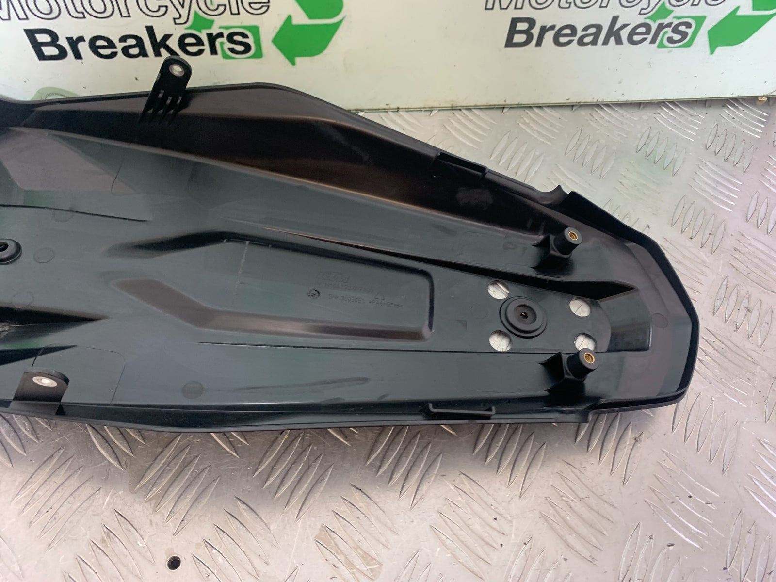 KTM 790 DUKE UNDERTRAY YEAR 2018-2021  (CMB11150)