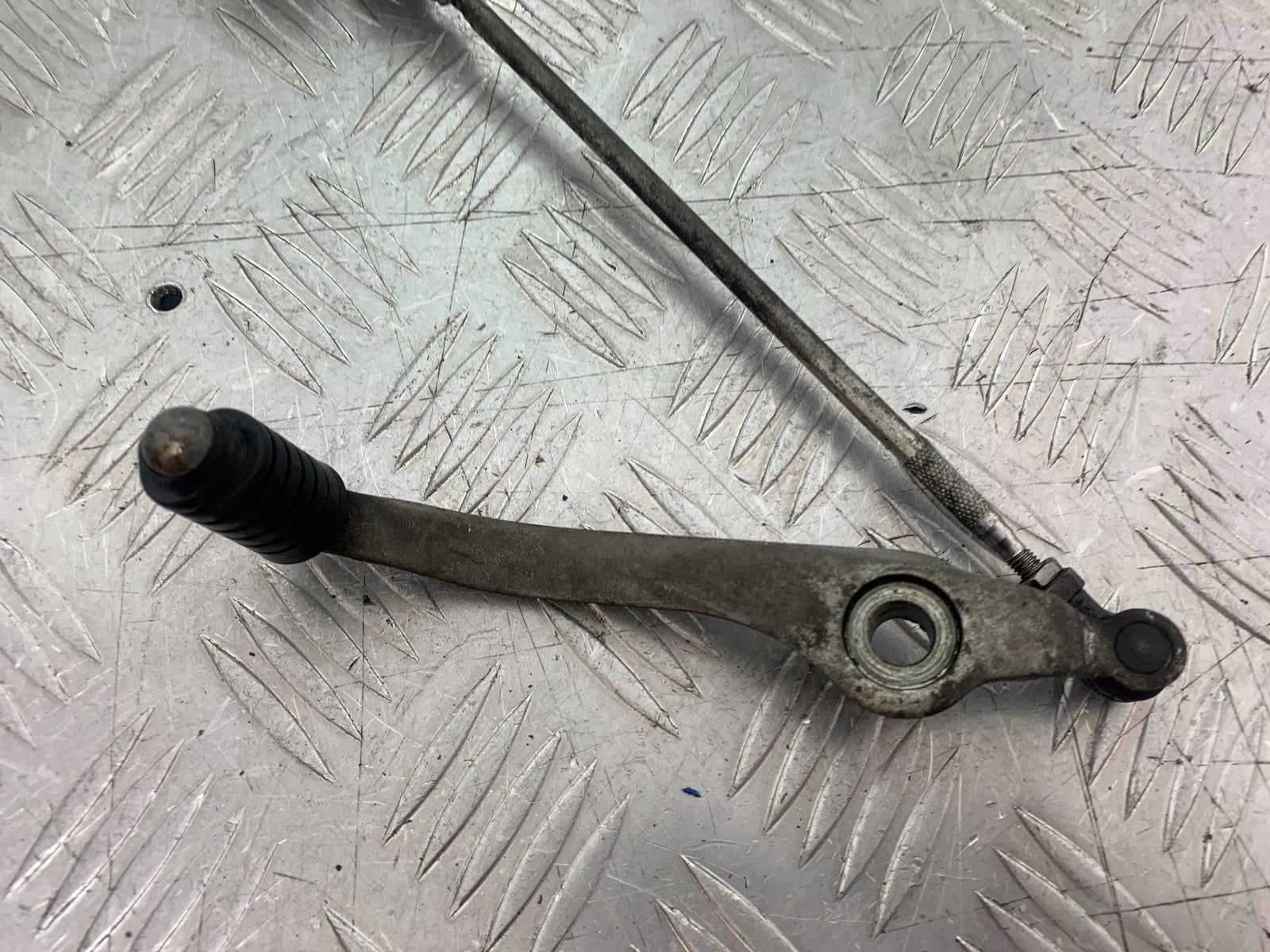 YAMAHA XJ6 XJ6-S GEAR LEVER YEAR 2009-2015  (CMB1212)