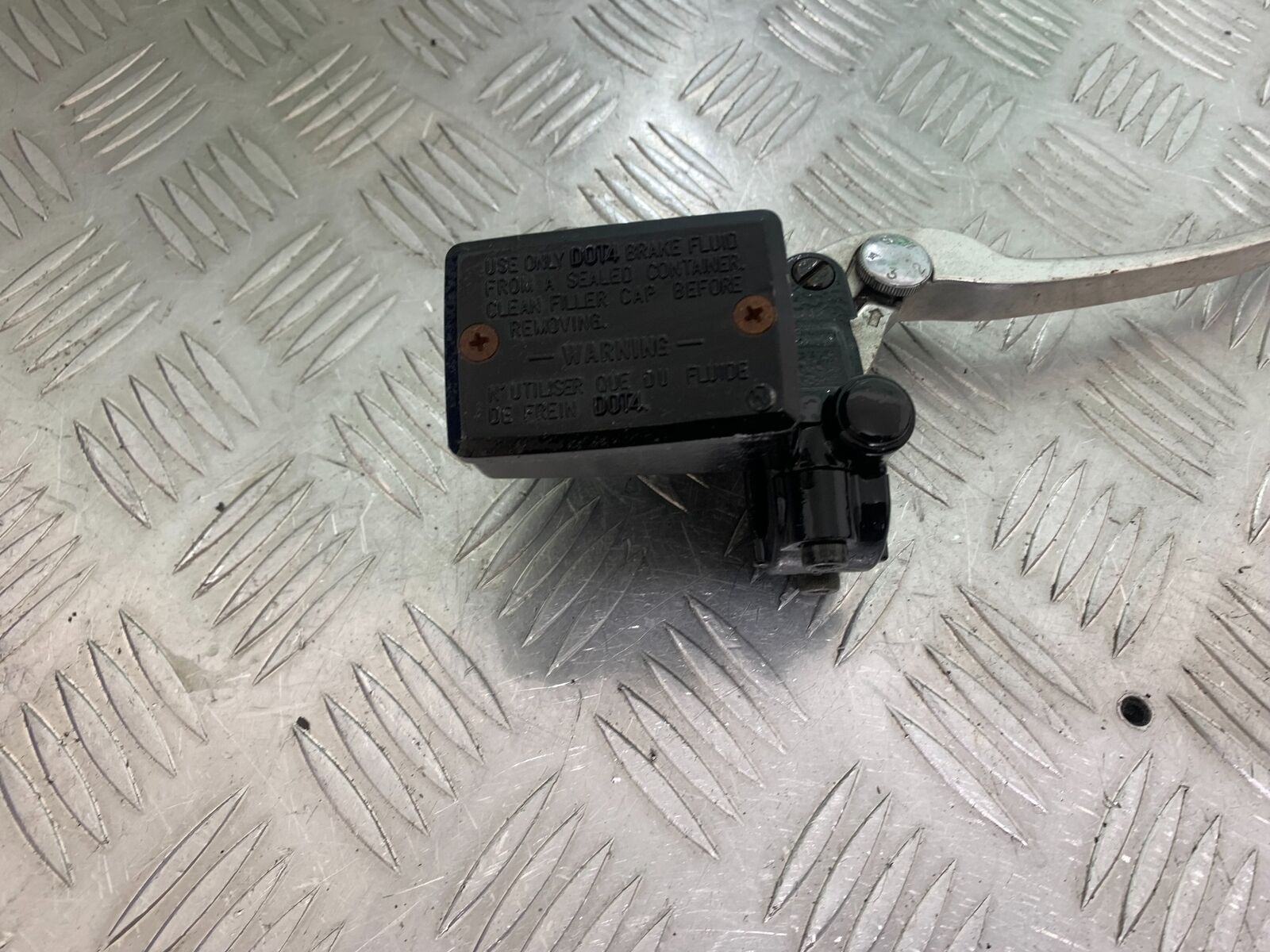 KAWASAKI Z750 Z 750 FRONT MASTER CYLINDER  YEAR 2004-2006  (CMB1104)
