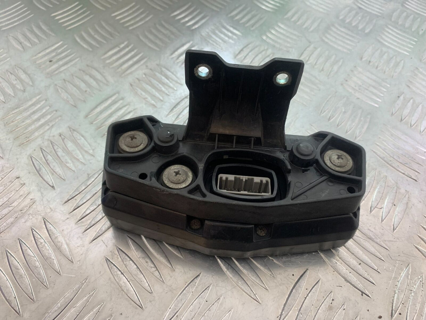 YAMAHA MT07 MT-07 CLOCKS SPEEDO DASH  YEAR 2014 (STOCK 995)