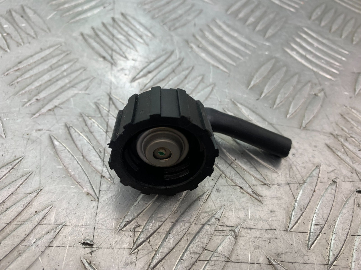 KTM 1290 SUPER DUKE R RADIATOR CAP   YEAR 2020-2024 (CMB1272)