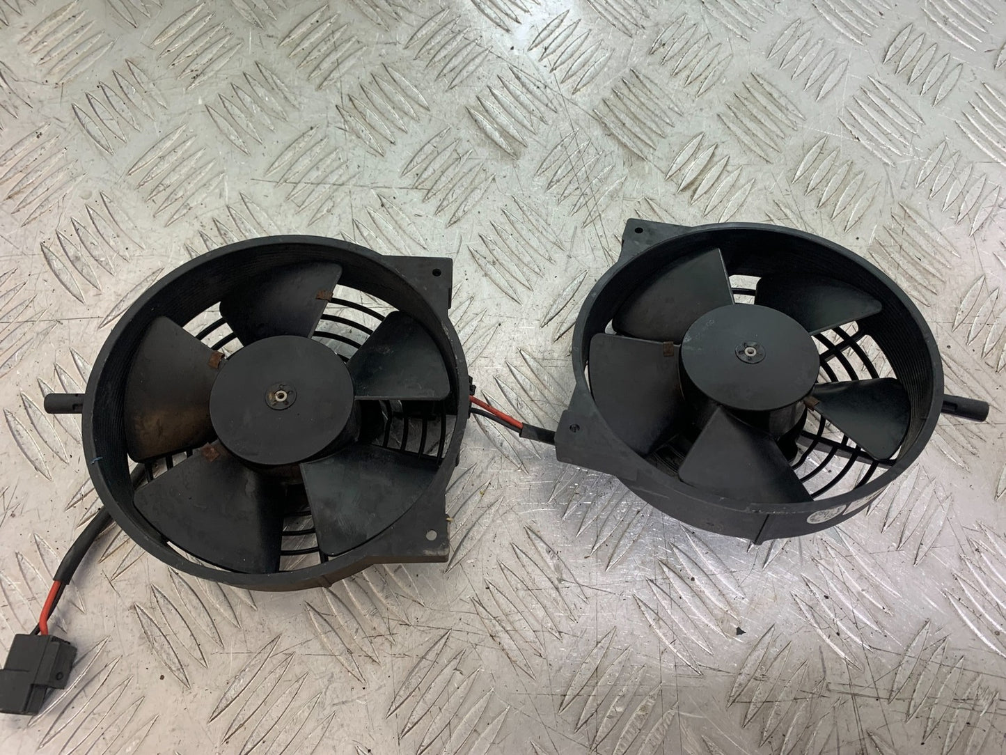 APRILIA RSV1000 RSV 1000 MILLE RADIATOR FANS   1998- 2003 (CMB1184)