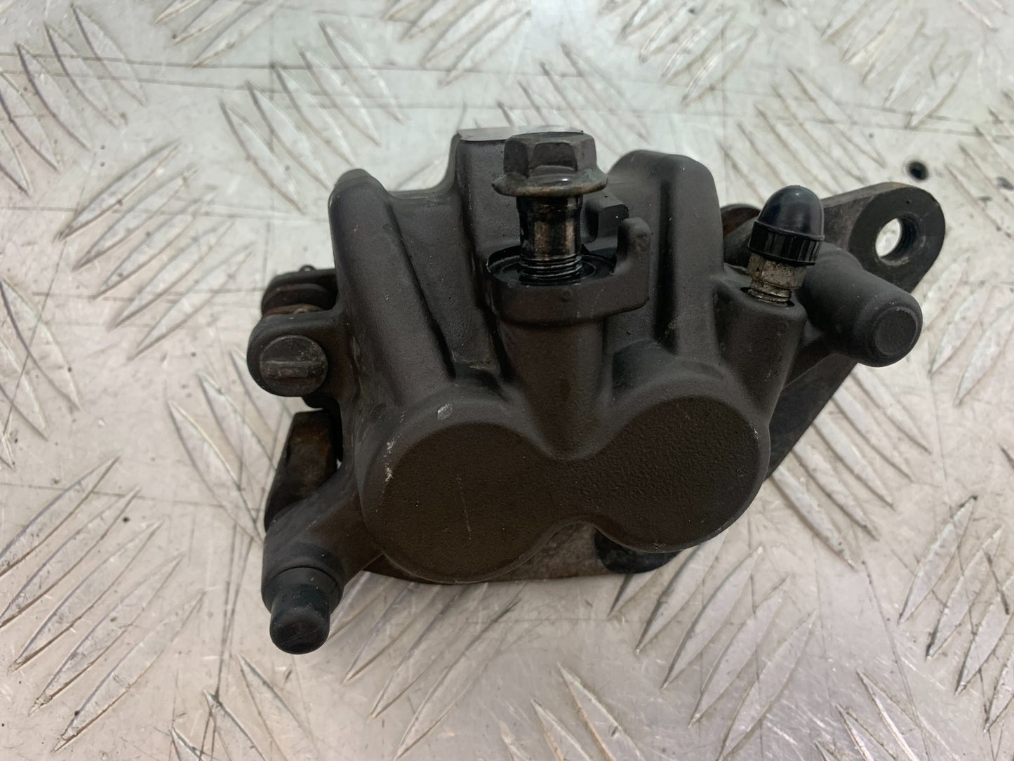 YAMAHA XMAX 300 FRONT BRAKE CALIPER YEAR 2017-2020 (CMB1218)