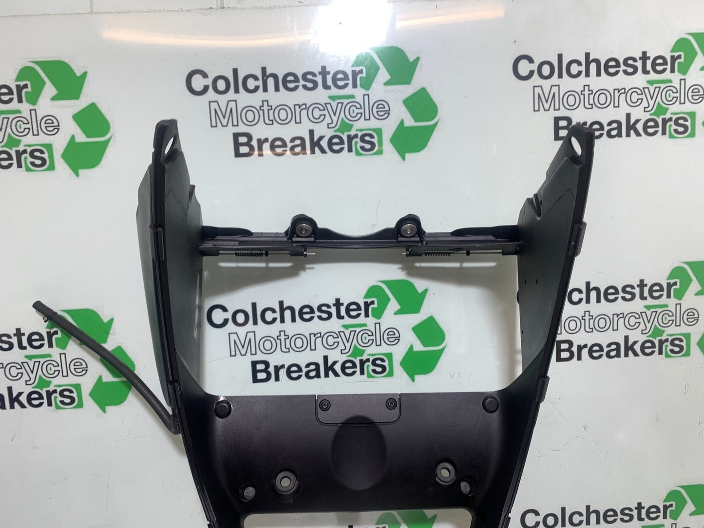 DUCATI 1299 PANIGALE FAIRING V PIECE COOLANT BOTTLE  YEAR 2016 (CMB 1187)
