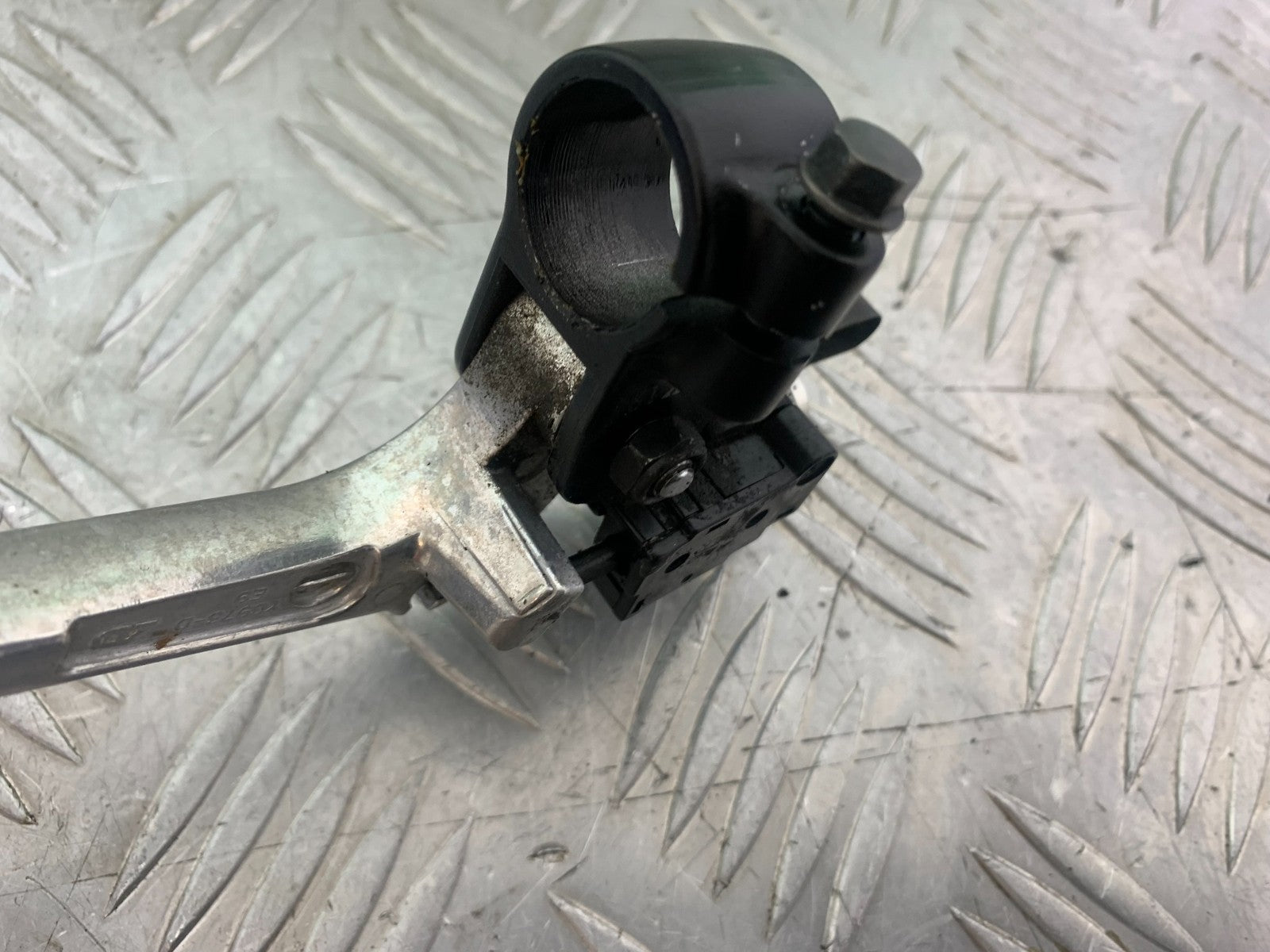 HONDA CBR1000 rr FIREBLADE CLUTCH LEVER AND BRACKET  YEAR 2012-2016 (CMB1198)