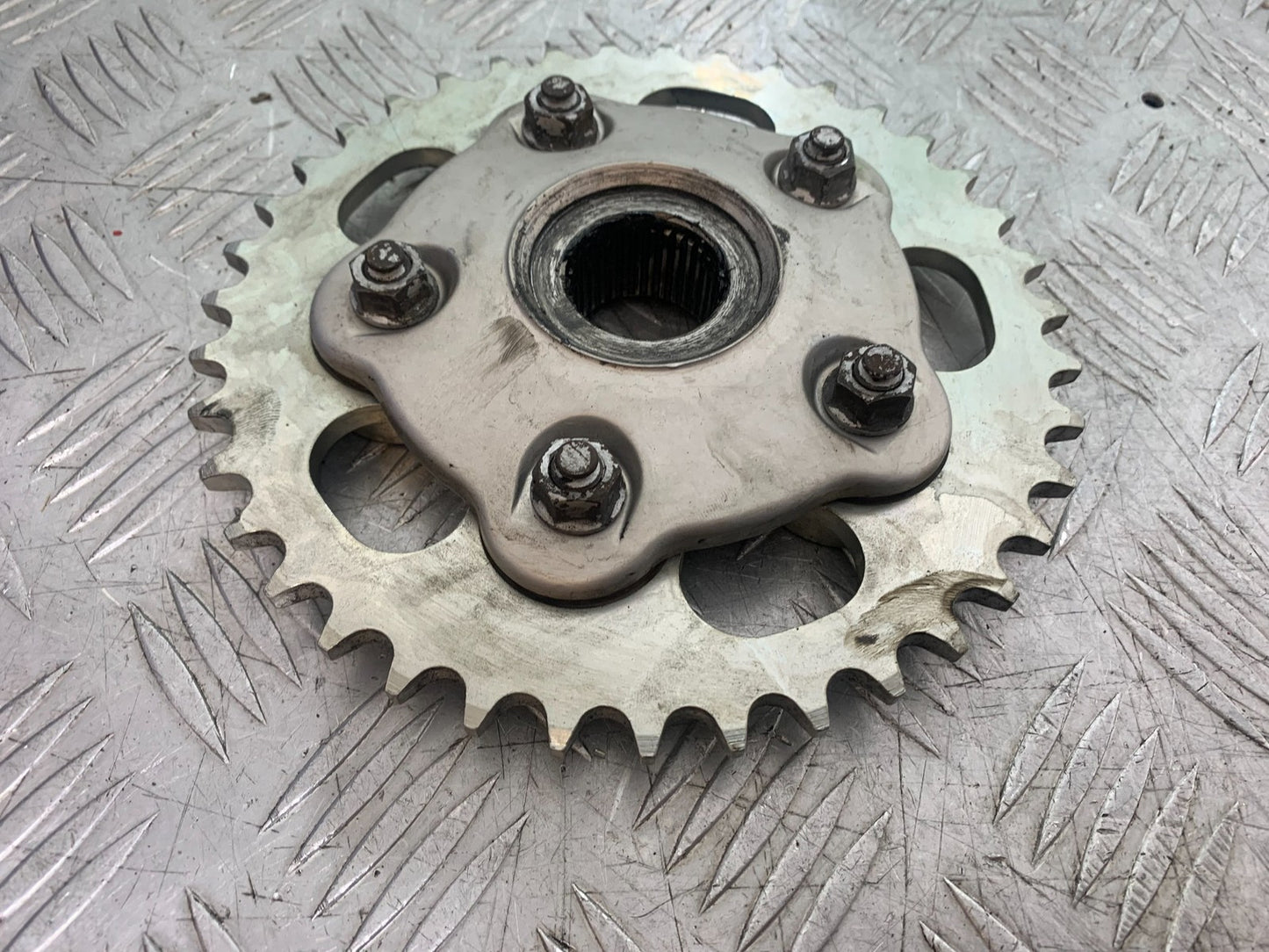 DUCATI 848 SPROCKET CARRIER YEAR 2008-2010 (CMB1323)
