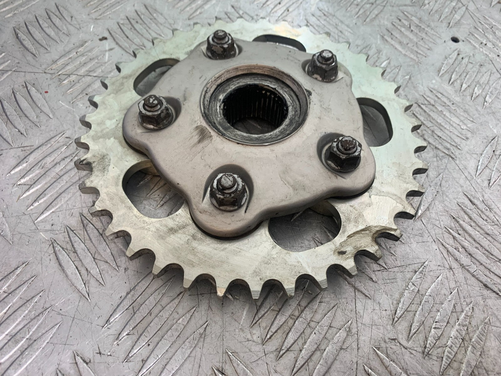 DUCATI 848 SPROCKET CARRIER YEAR 2008-2010 (CMB1323)