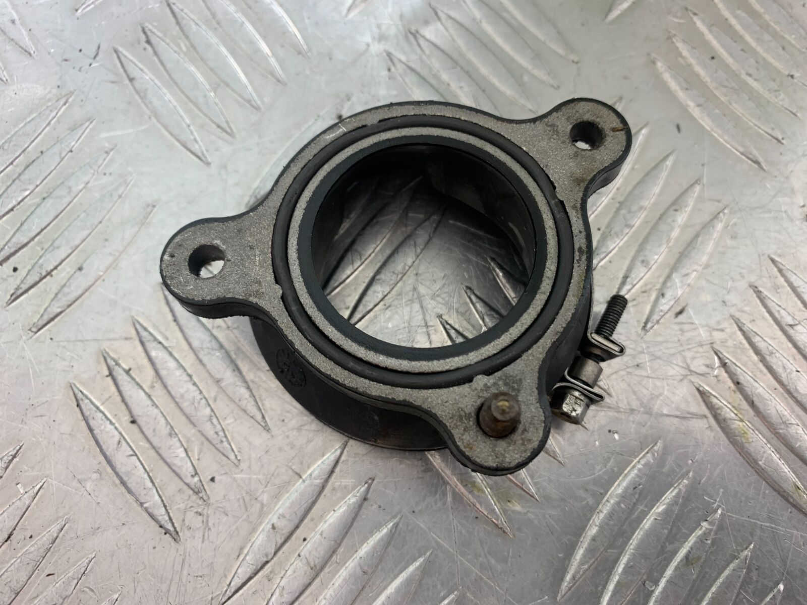 HUSQVARNA TE630 TE 630 INLET RUBBER   YEAR 2010-11 (CMB1120)