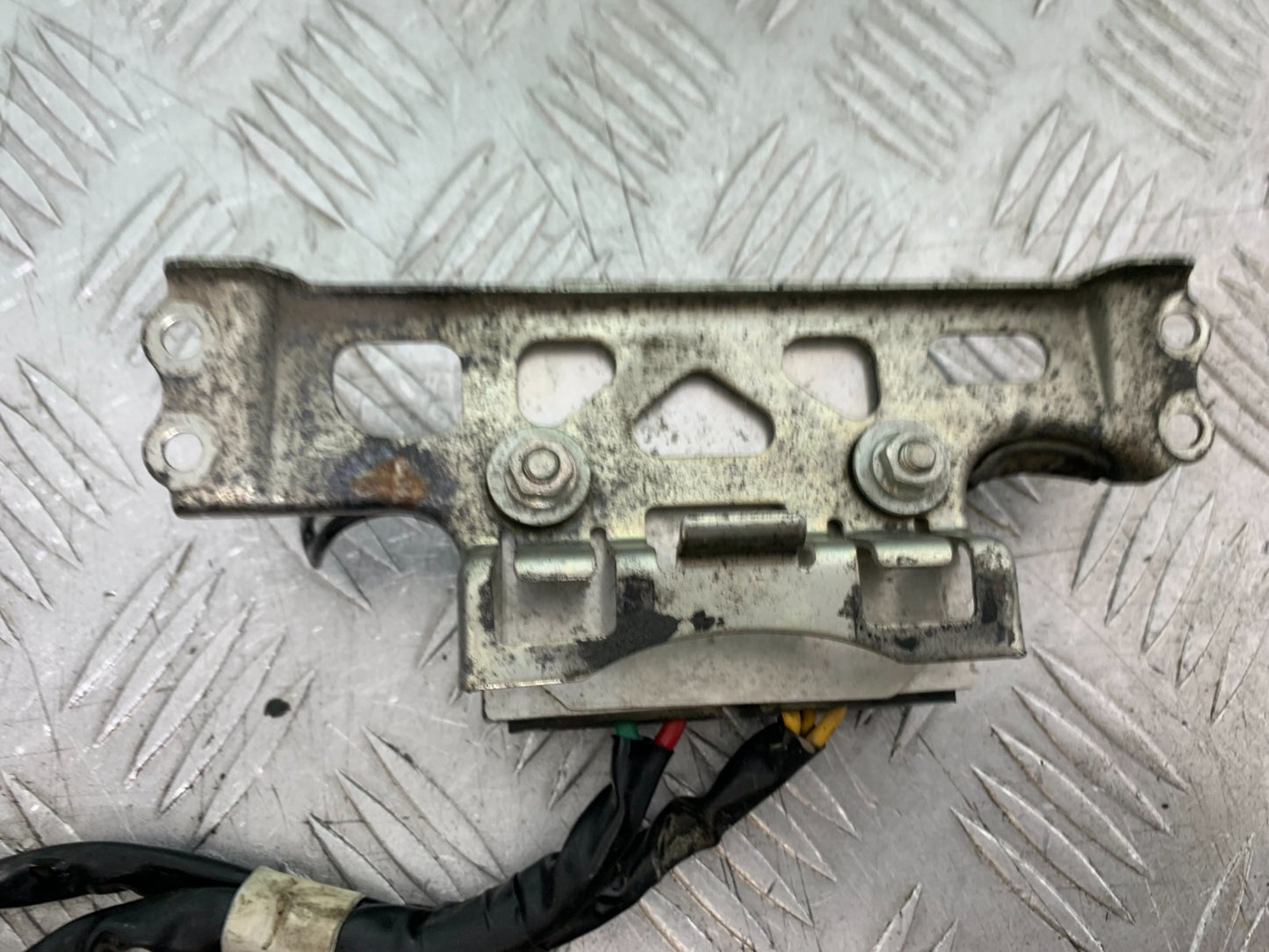 HONDA CBR1000 RR REGULATOR  YEAR 2008-2011 (CMB1330)