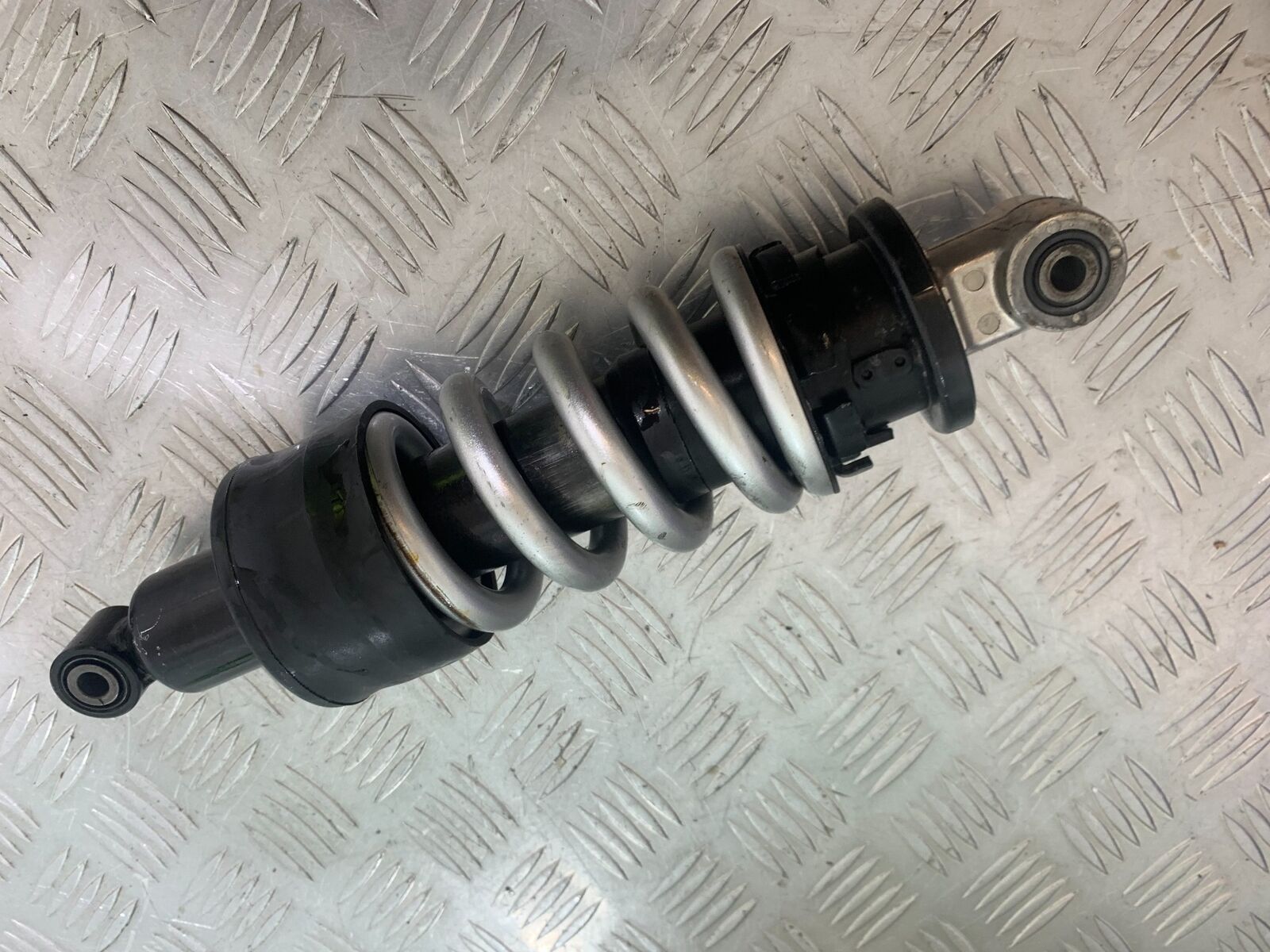 HONDA CB650 F CB 650 FA-H REAR SHOCK   YEAR 2017- 2019 (CMB1087)