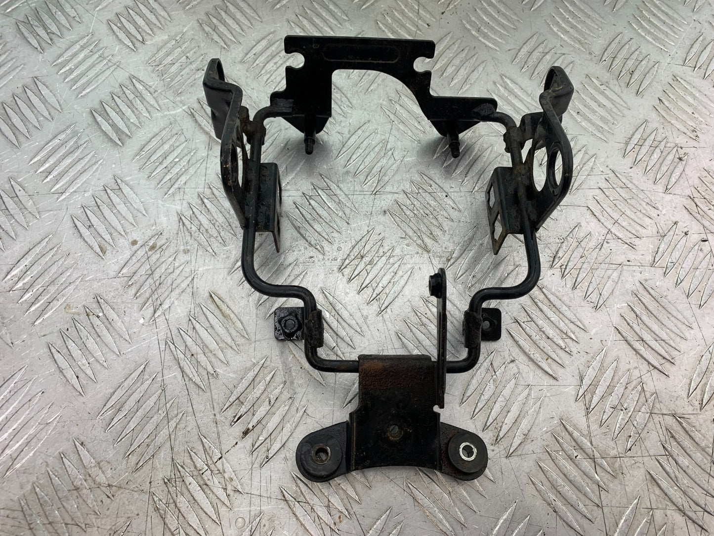KAWASAKI KLR250 KLR 250 HEADLIGHT BRACKET  YEAR 1984-2001 (CMB1225)