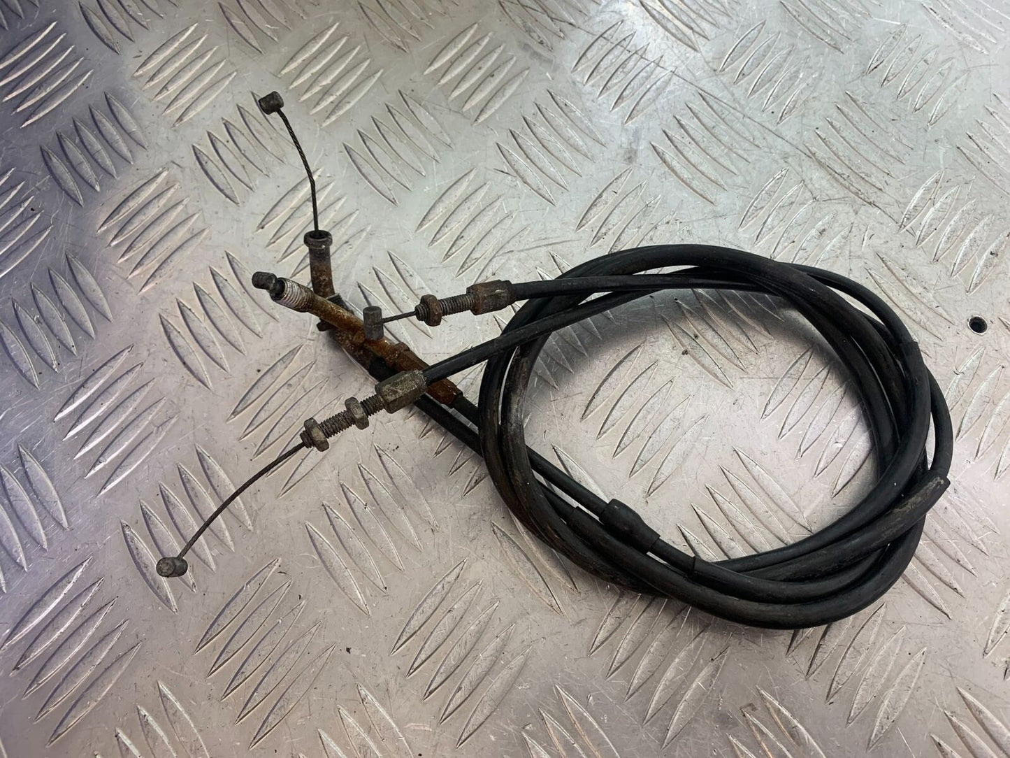 HONDA CX500 CX 500 THROTTLE CABLES YEAR 1980 (CMB1131)