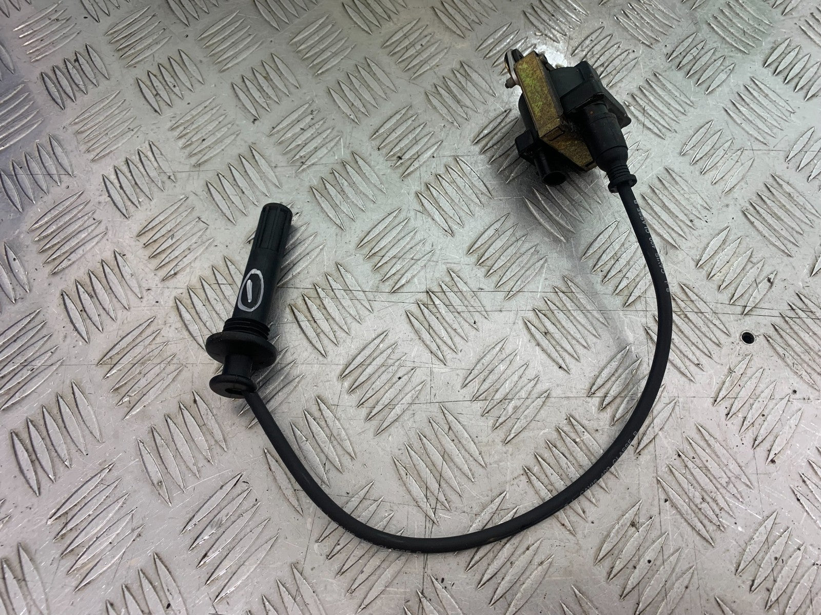 DUCATI 996 SPS 748 916 998 COIL AND CAP  1999-2000 (CMB1209)