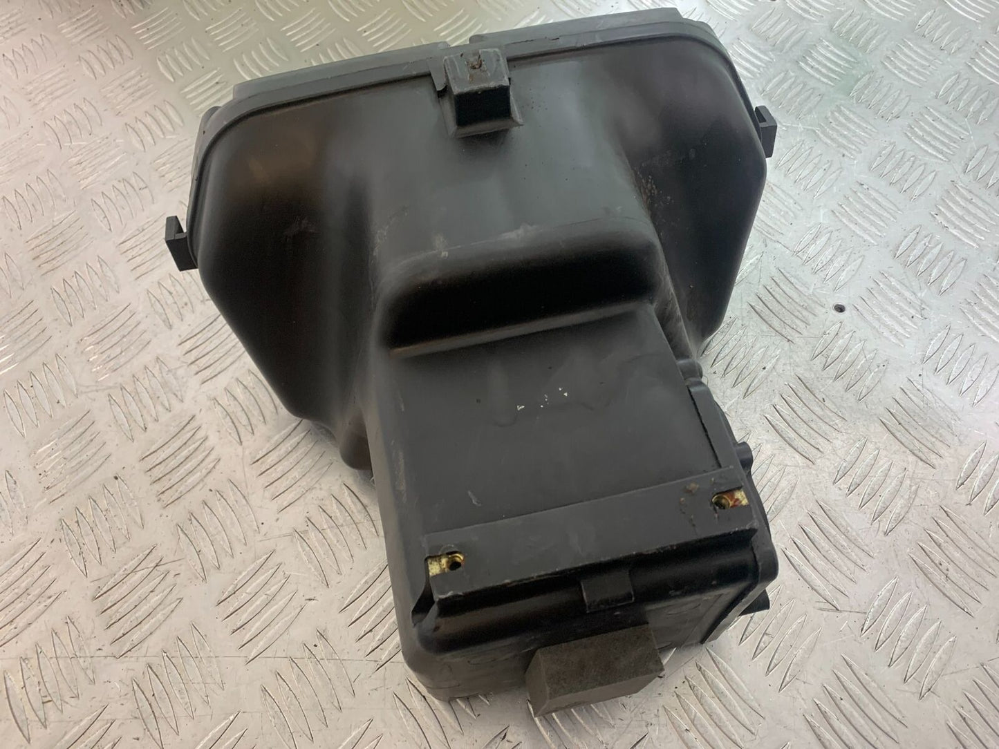 YAMAHA XJR1300 XJR 1300 AIRBOX 1999-2003 (CMB1119)