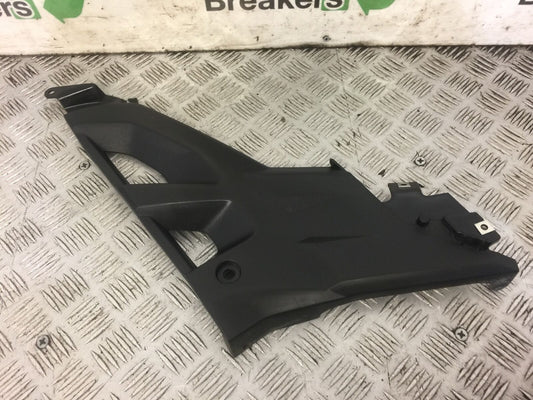 YAMAHA MT 125 MT125 LEFT SIDE INFILL PANEL  2014-2019 ABS (STOCK 544)