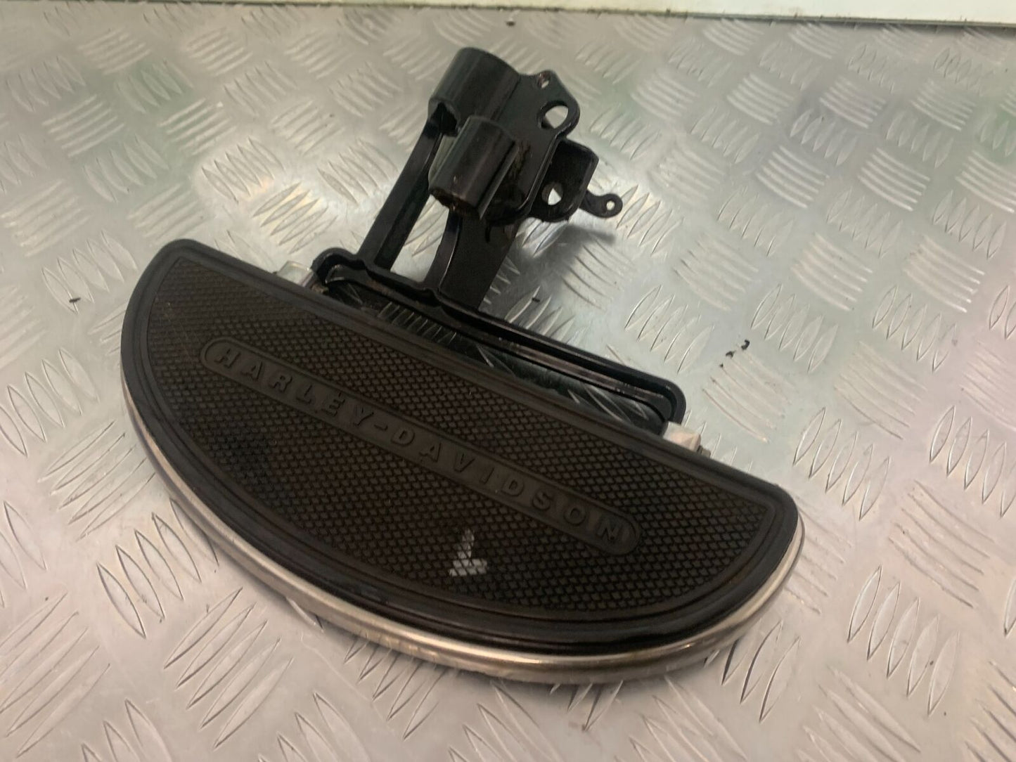 HARLEY DAVIDSON 1690 FLSTC HERITAGE STC LEFT FOOTBOARD   YEAR 2012 (STOCK 972)