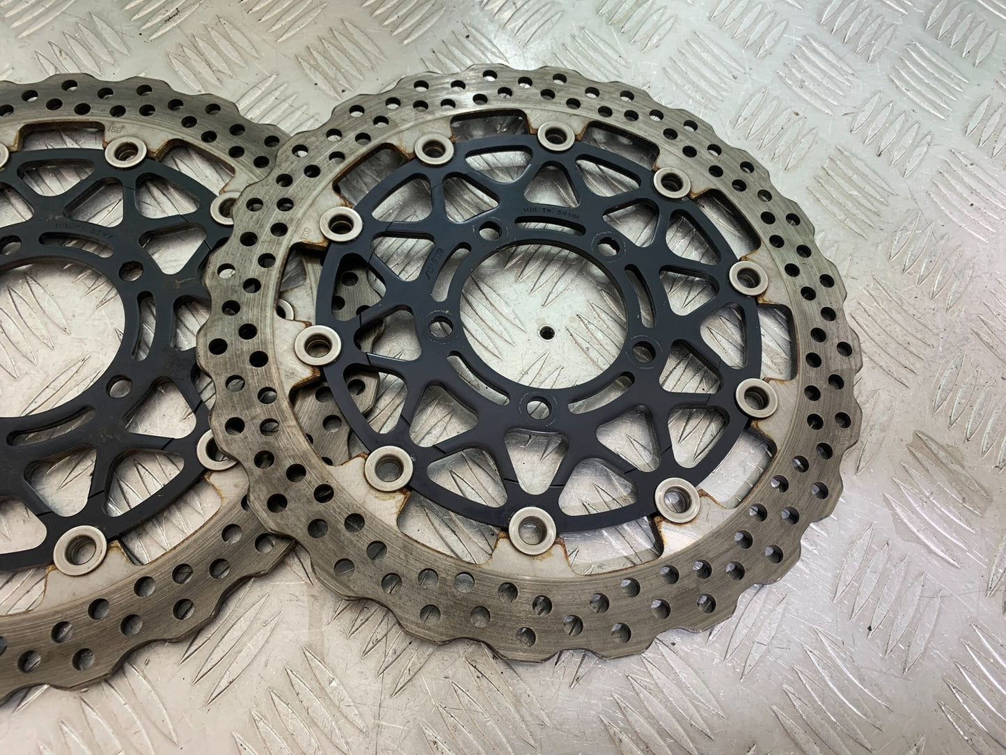 KAWASAKI ZX10R ZX 10R FRONT BRAKE DISCS  YEAR 2011-2015 (CMB1154)