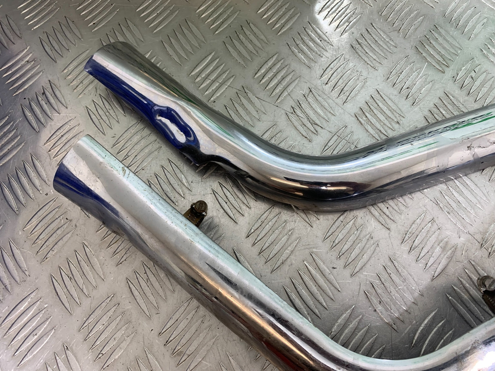 HARLEY DAVIDSON FXS  BLACKLINE 1585 EXHAUST SHIELDS YEAR 2012 (CMB1147)