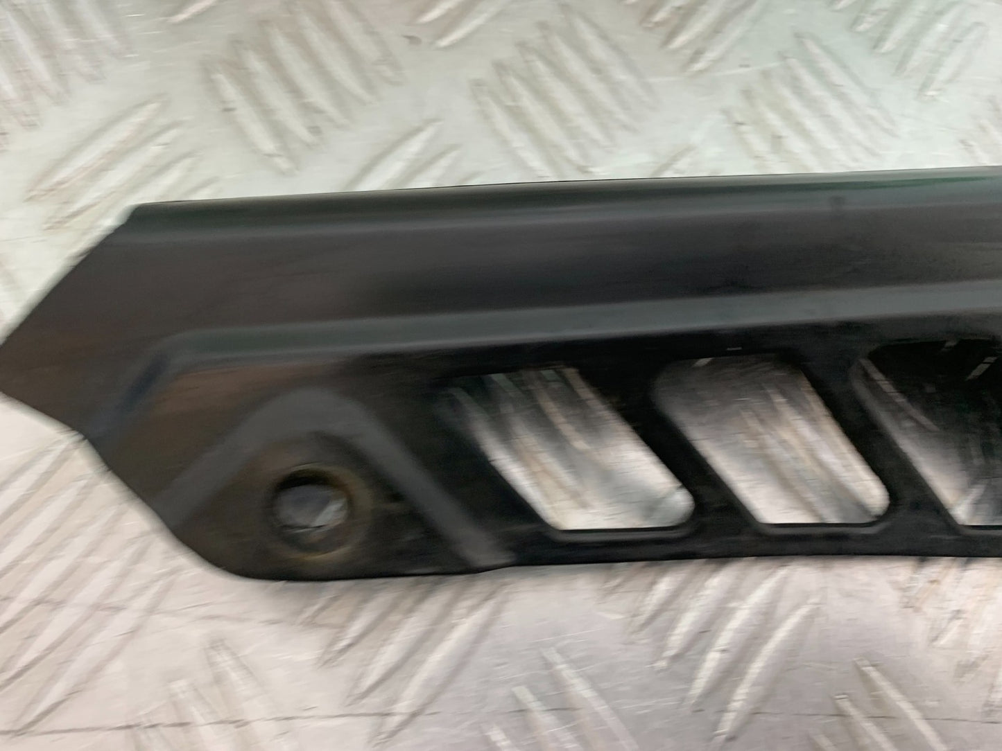 QINGQI QM125 GY-2B CHAIN GUARD   YEAR 2016 (CMB1228)