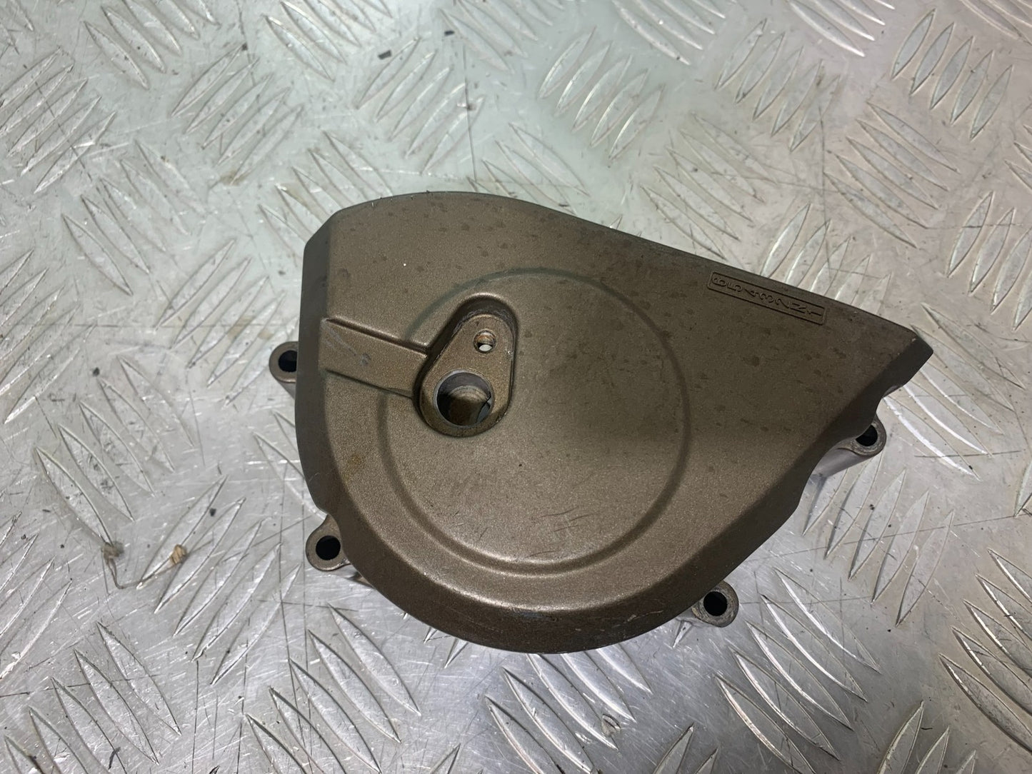 KAWASAKI ZX9R ZX9 E1 SPROCKET COVER YEAR 2000-01 (CMB1171)