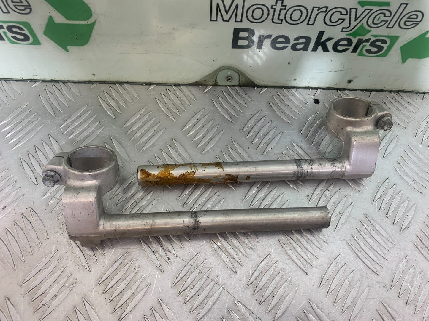 SUZUKI SV650 SV 650 mk1 LEFT AND RIGHT HANDLEBARS   YEAR 1999-2002 (CMB1160)
