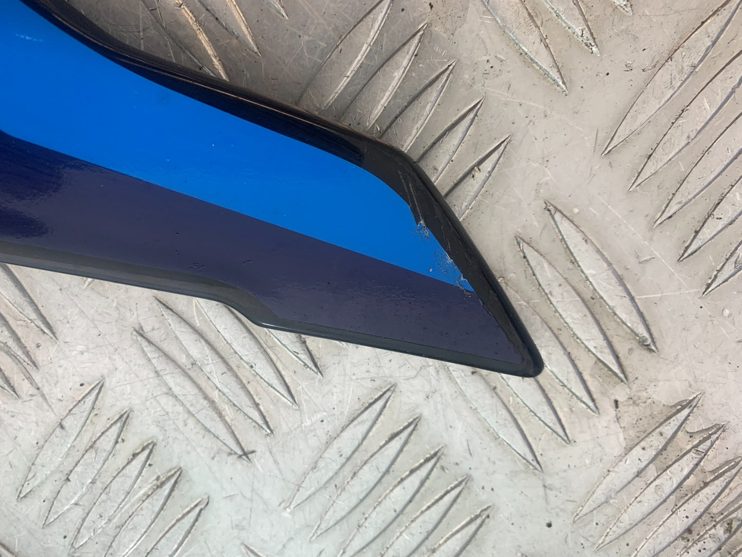 BMW M1000 R TAIL PIECE LEFT AND RIGHT YEAR 2023-2024 (CMB1140)