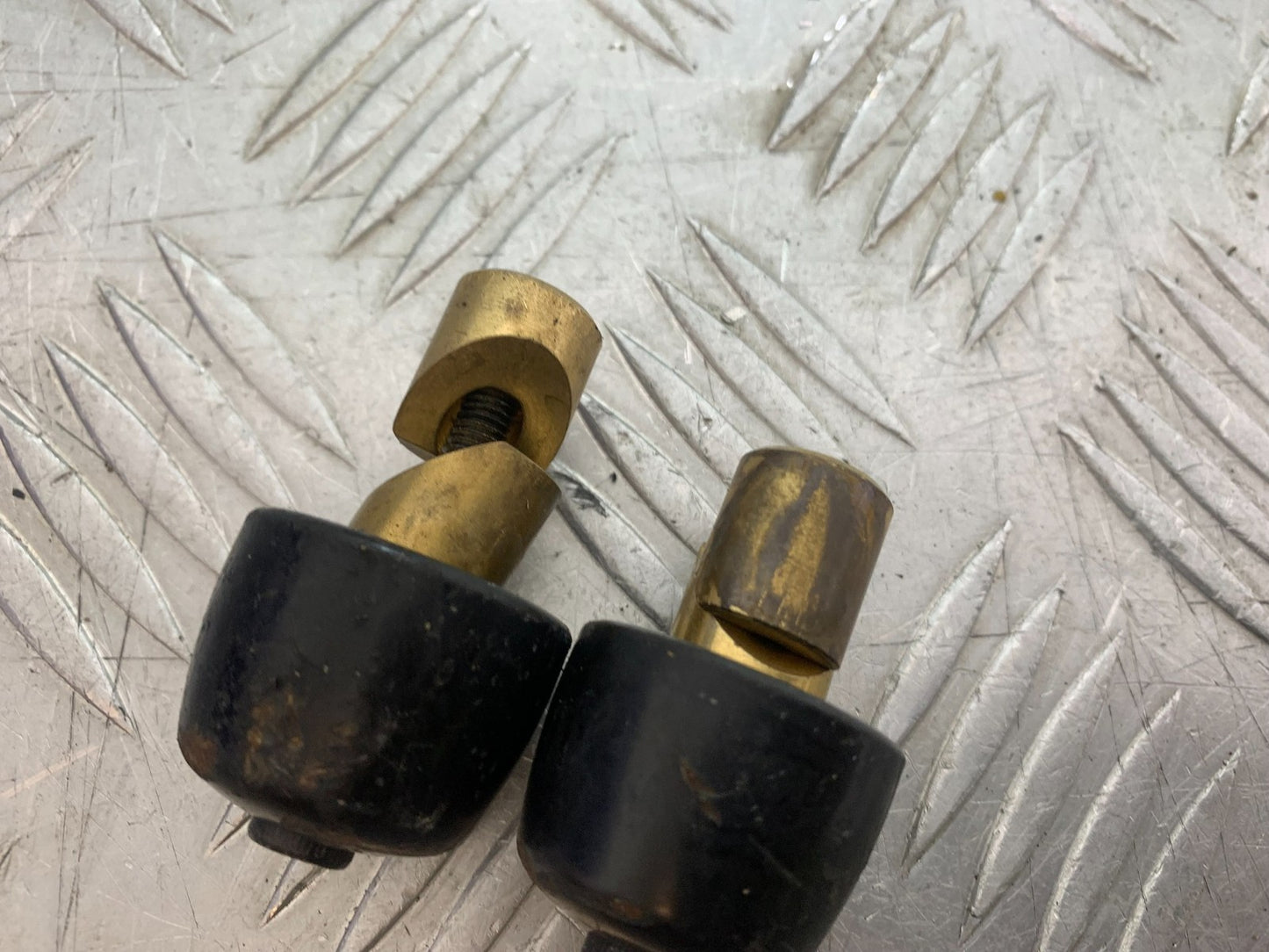 DUCATI 937 MONSTER BAR END WEIGHTS  YEAR 2021-2024 (CMB1270)