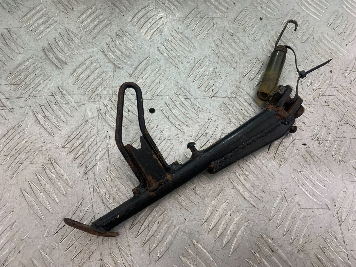KAWASAKI Z750 Z 750 SIDE STAND  YEAR 2004-2006  (CMB1234)