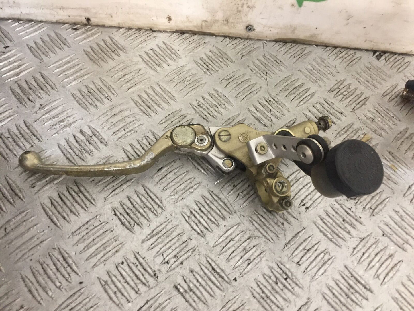 DUCATI MONSTER S4 916 CLUTCH MASTER CYLINDER  YEAR 2001 STOCK (755)